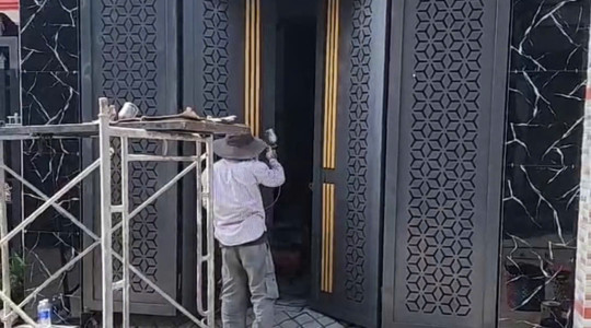 Bảng Giá Thi Công Cửa Sắt Mới Nhất 2026